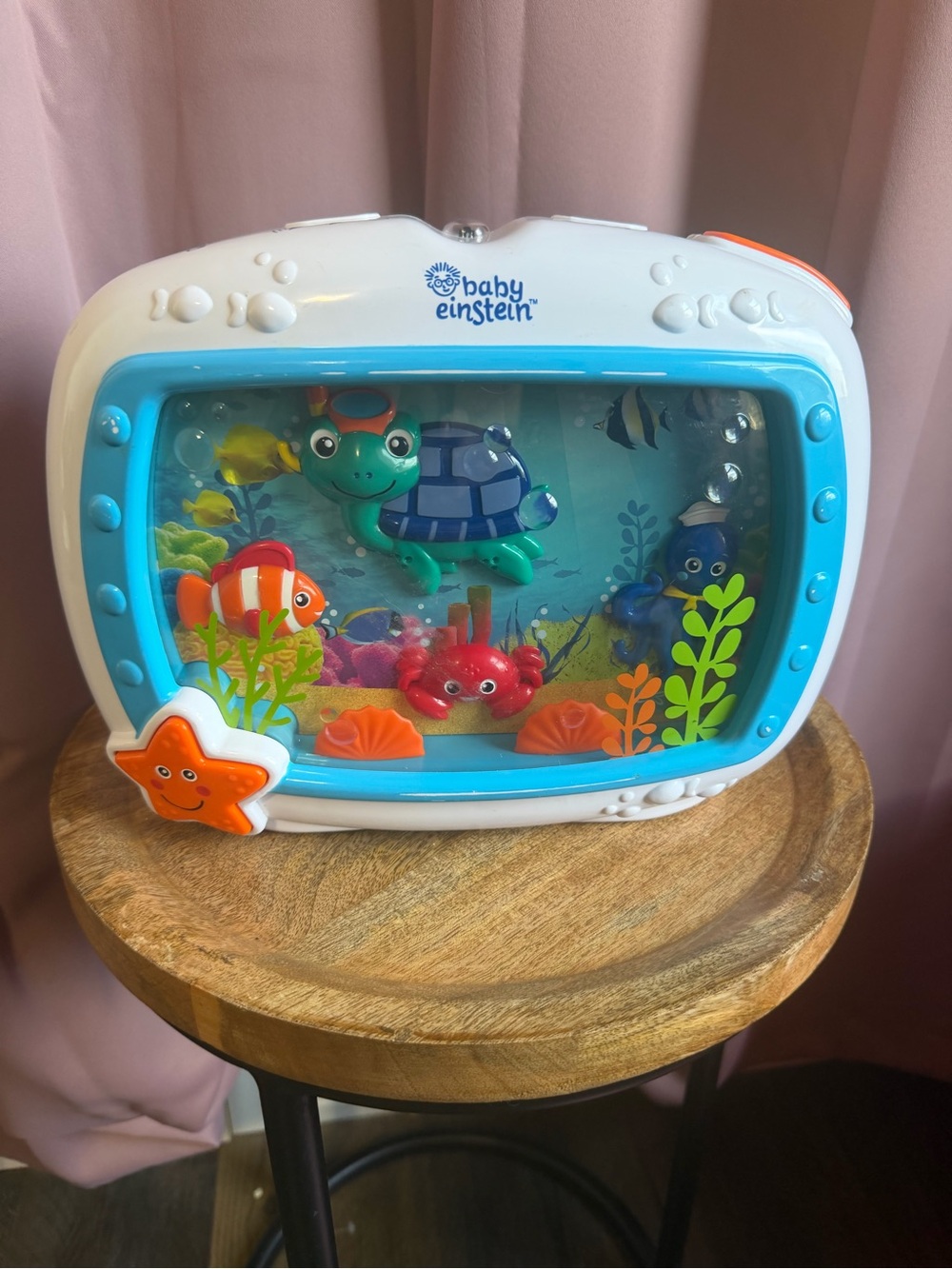 Baby Einstein Sea Life Crib Soother Aquarium